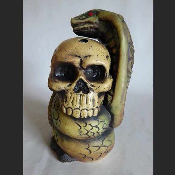 NEW 2019 LE #64/250 EEKUM BOOKUM FORBIDDEN ISLAND BAR COBRA SKULL TIKI MUG - Picture 2 of 15